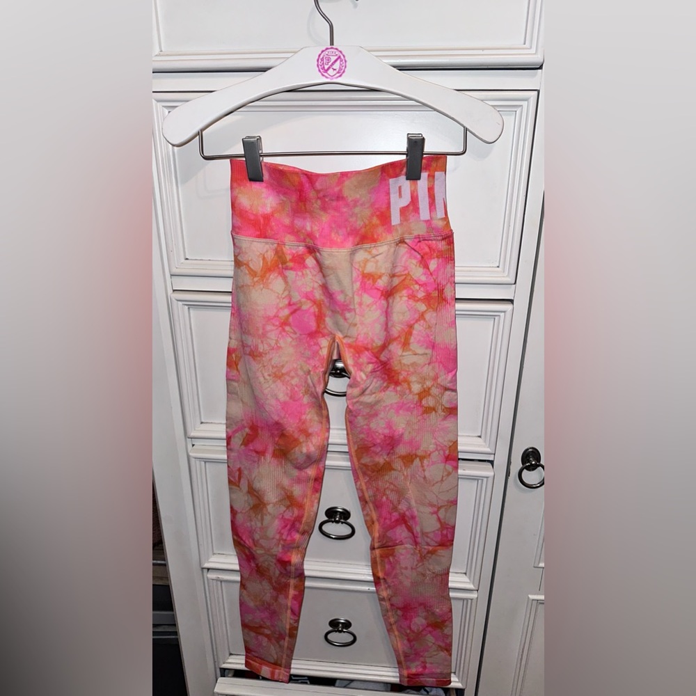 Victoria Secret pink leggings